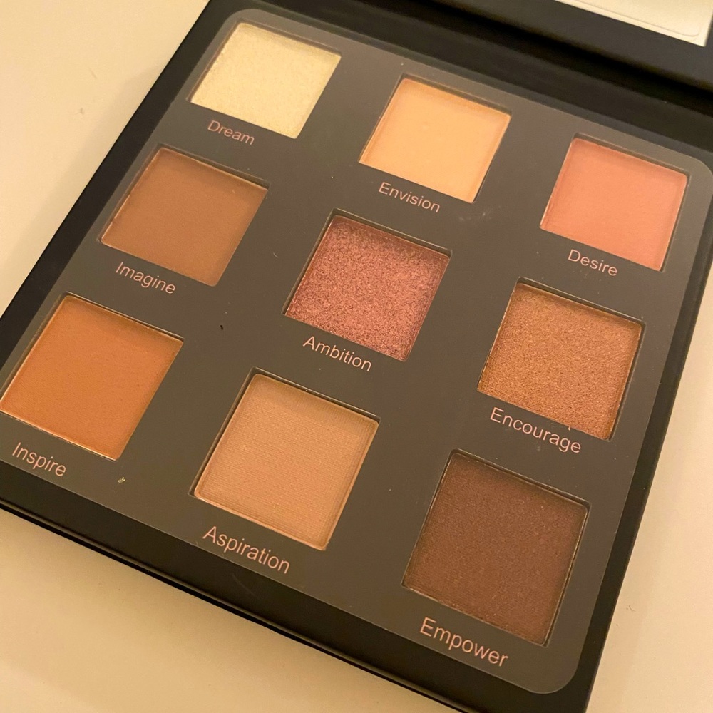 Eyeshadow Palette- Dream so big